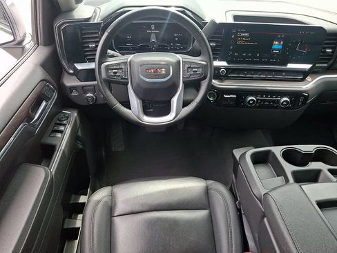 Used 2025 GMC Sierra 1500 SLT RWD image 13
