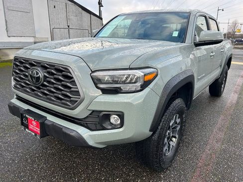 Certified 2023 Toyota Tacoma TRD Off-Road image 1