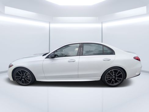 Used 2024 Mercedes-Benz C 300 Sedan image 6