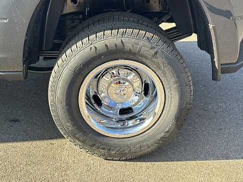 New 2026 RAM 3500 Tradesman image 19