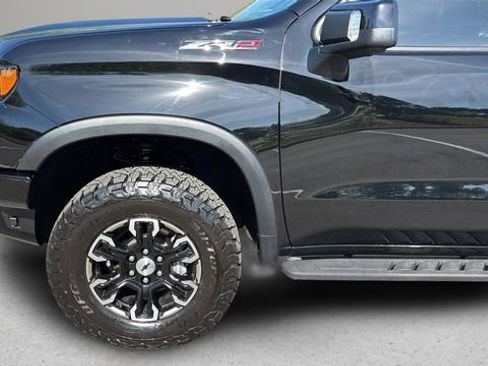 Used 2024 Chevrolet Silverado 1500 ZR2 w/ Technology Package image 36