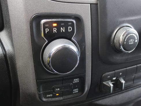 Used 2015 RAM 1500 Express AWD/4WD image 25