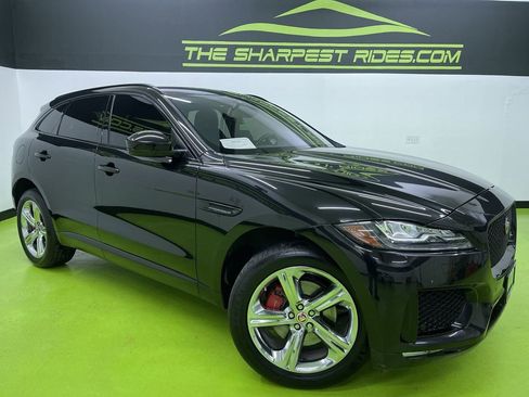 Used 2018 Jaguar F-PACE S image 1