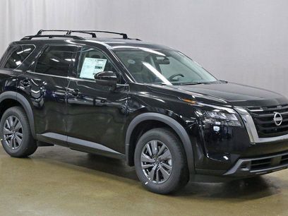 New 2025 Nissan Pathfinder SV