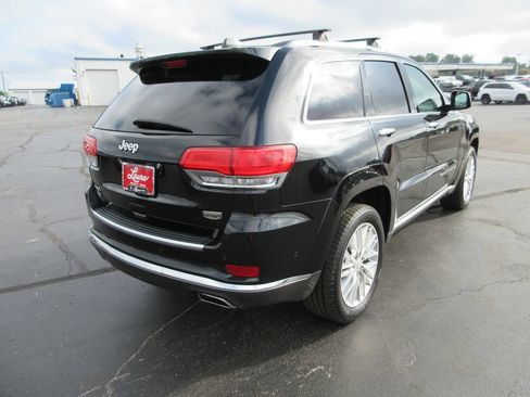 Used 2018 Jeep Grand Cherokee Summit w/ Skid Plate Group AWD/4WD image 5