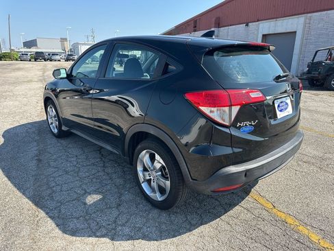 Used 2019 Honda HR-V LX image 4
