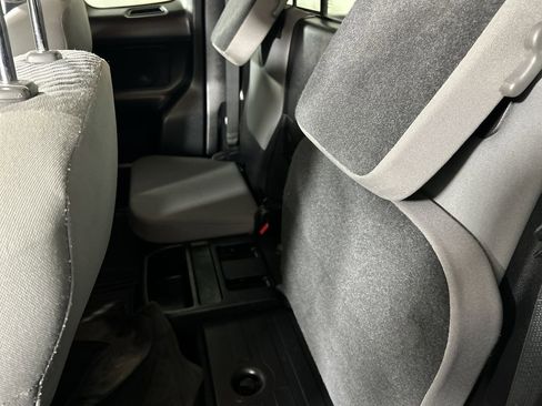 Used 2023 Toyota Tacoma SR5 w/ SR5 Appearance Package image 23