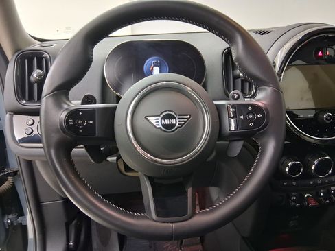 Certified 2024 MINI Cooper Countryman S w/ Premium Package FWD image 9