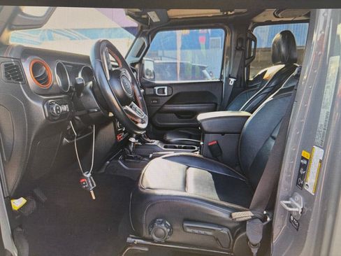 Used 2022 Jeep Gladiator Mojave w/ LED Lighting Group AWD/4WD image 5