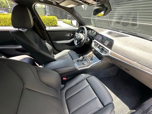 Used 2020 BMW 330i Sedan w/ Driving Assistance Package RWD image 38
