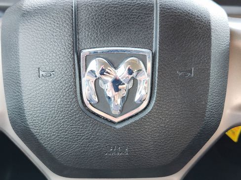 Used 2024 RAM 1500 Classic SLT image 38