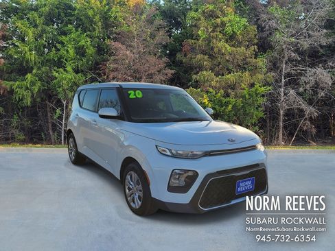 Used 2020 Kia Soul LX image 16