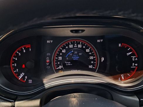 Used 2022 Dodge Durango SXT AWD/4WD image 16