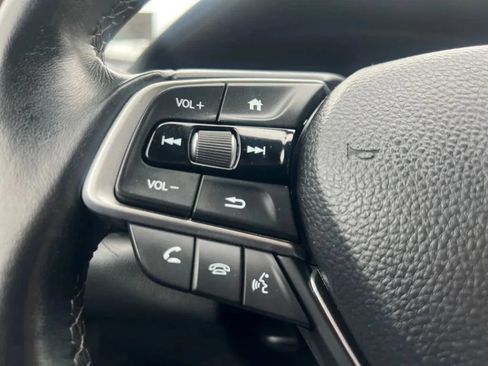 Used 2018 Honda Accord Touring image 46