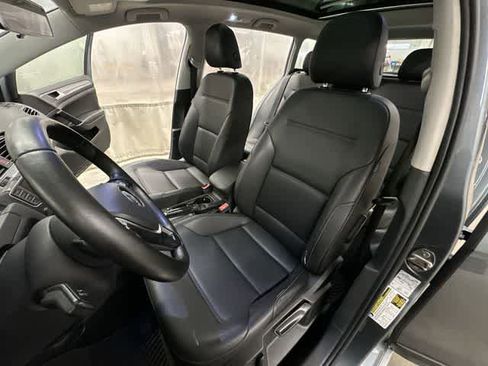 Used 2017 Volkswagen Golf Alltrack SE AWD/4WD image 16