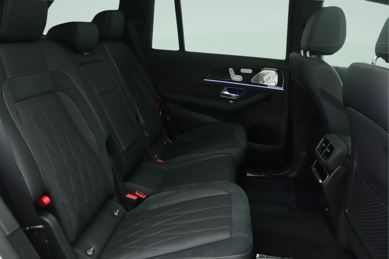 New 2026 Mercedes-Benz GLS 63 AMG 4MATIC image 8