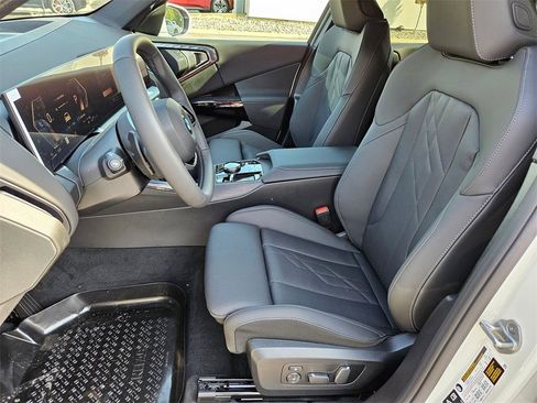 New 2026 BMW X3 xDrive30 w/ Premium Package image 8