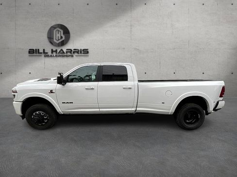 New 2026 RAM 3500 Limited image 9