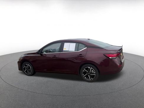 Used 2025 Nissan Sentra SV FWD image 10