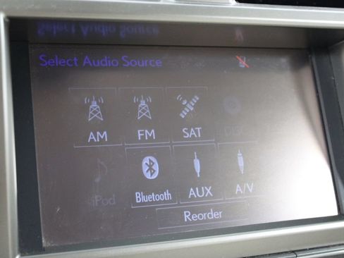 Used 2014 Lexus GX 460 w/ Premium Package AWD/4WD image 38