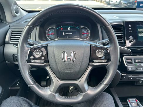 Used 2019 Honda Pilot Touring image 29