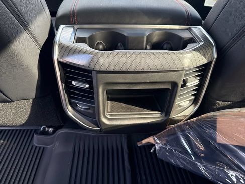 New 2025 RAM 2500 Big Horn AWD/4WD image 23