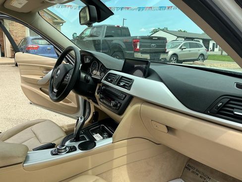 Used 2013 BMW 328i xDrive Sedan AWD/4WD image 23