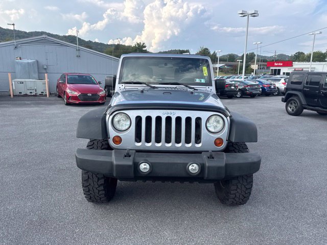 Used 2013 Jeep Wrangler Unlimited Sport w/ Connectivity Group AWD/4WD image 3