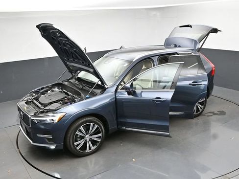 Used 2023 Volvo XC60 B5 Plus w/ Climate Package AWD/4WD image 52
