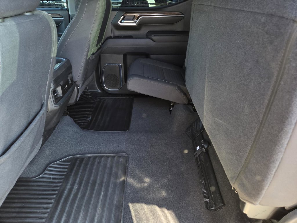 Used 2025 Chevrolet Silverado 1500 RST AWD/4WD image 41