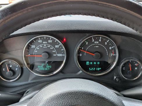 Used 2016 Jeep Wrangler Unlimited Sahara w/ Dual Top Group AWD/4WD image 14