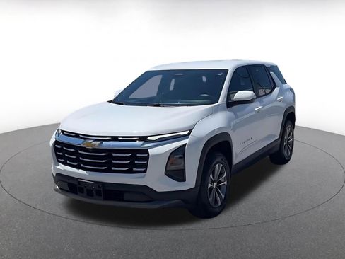 Used 2025 Chevrolet Equinox LT FWD image 7
