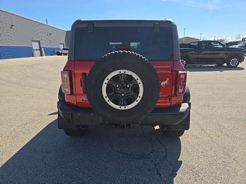 Used 2023 Ford Bronco Badlands image 4