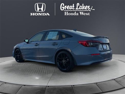 Certified 2024 Honda Civic Sport image 3