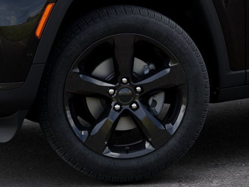 New 2025 Jeep Grand Cherokee L Limited w/ Luxury Tech Group II AWD/4WD image 32