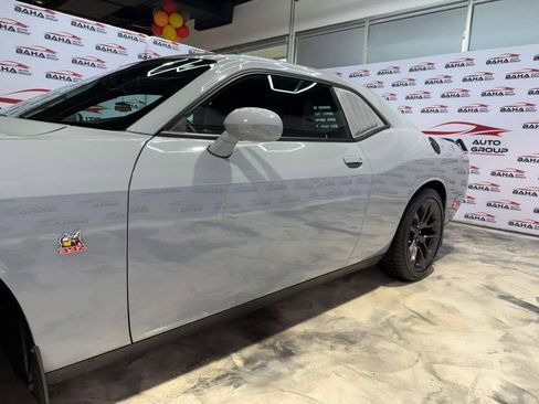 Used 2021 Dodge Challenger R/T Scat Pack w/ Driver Convenience Group image 3