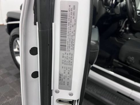 Used 2018 Jeep Wrangler Sport AWD/4WD image 22
