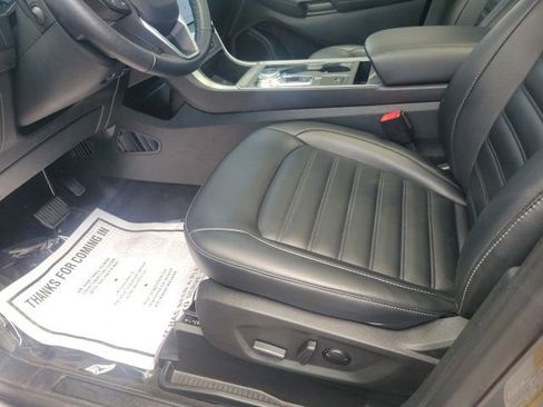 Used 2024 Ford Edge SEL w/ Convenience Package AWD/4WD image 17