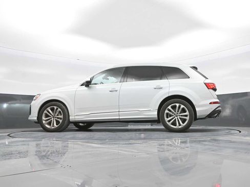 Used 2025 Audi Q7 3.0T Prestige w/ Prestige Package AWD/4WD image 37