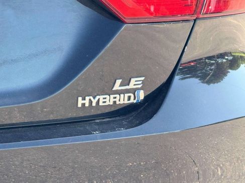 Used 2022 Toyota Camry LE FWD image 6