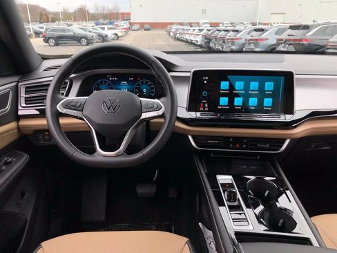 New 2026 Volkswagen Atlas Cross Sport SE AWD/4WD image 11
