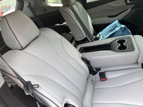 Used 2024 Acura MDX SH-AWD w/ Advance Package image 20