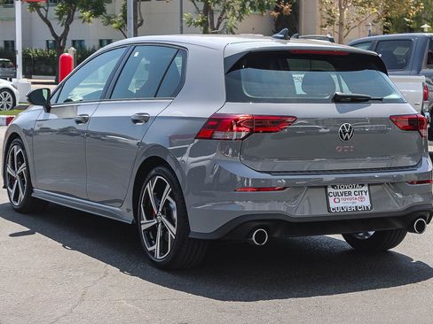 Used 2026 Volkswagen GTI SE FWD image 7