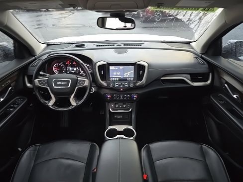 Used 2018 GMC Terrain Denali w/ Advanced Safety Package image 28