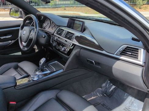 Used 2019 BMW 430i Coupe w/ Convenience Package image 9
