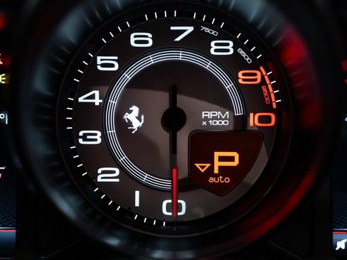 Certified 2022 Ferrari 812 GTS Base image 27