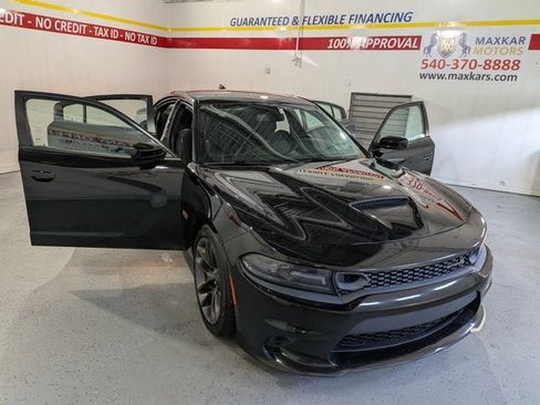 Used 2020 Dodge Charger Scat Pack image 9
