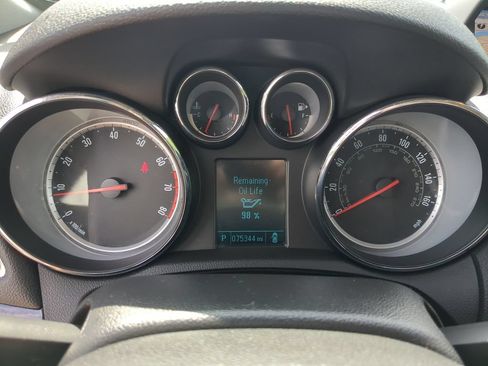 Used 2015 Buick Encore Convenience FWD image 29