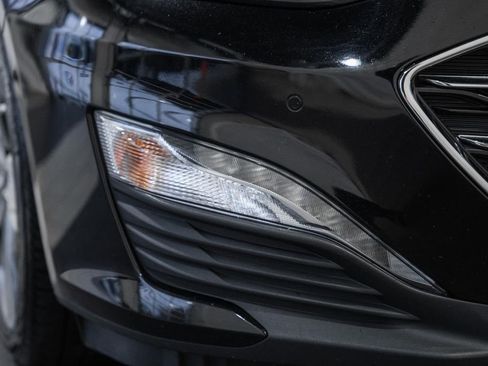 Used 2022 Chevrolet Malibu Premier image 12