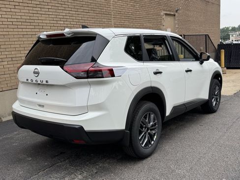 New 2026 Nissan Rogue Dark Armor AWD/4WD image 22
